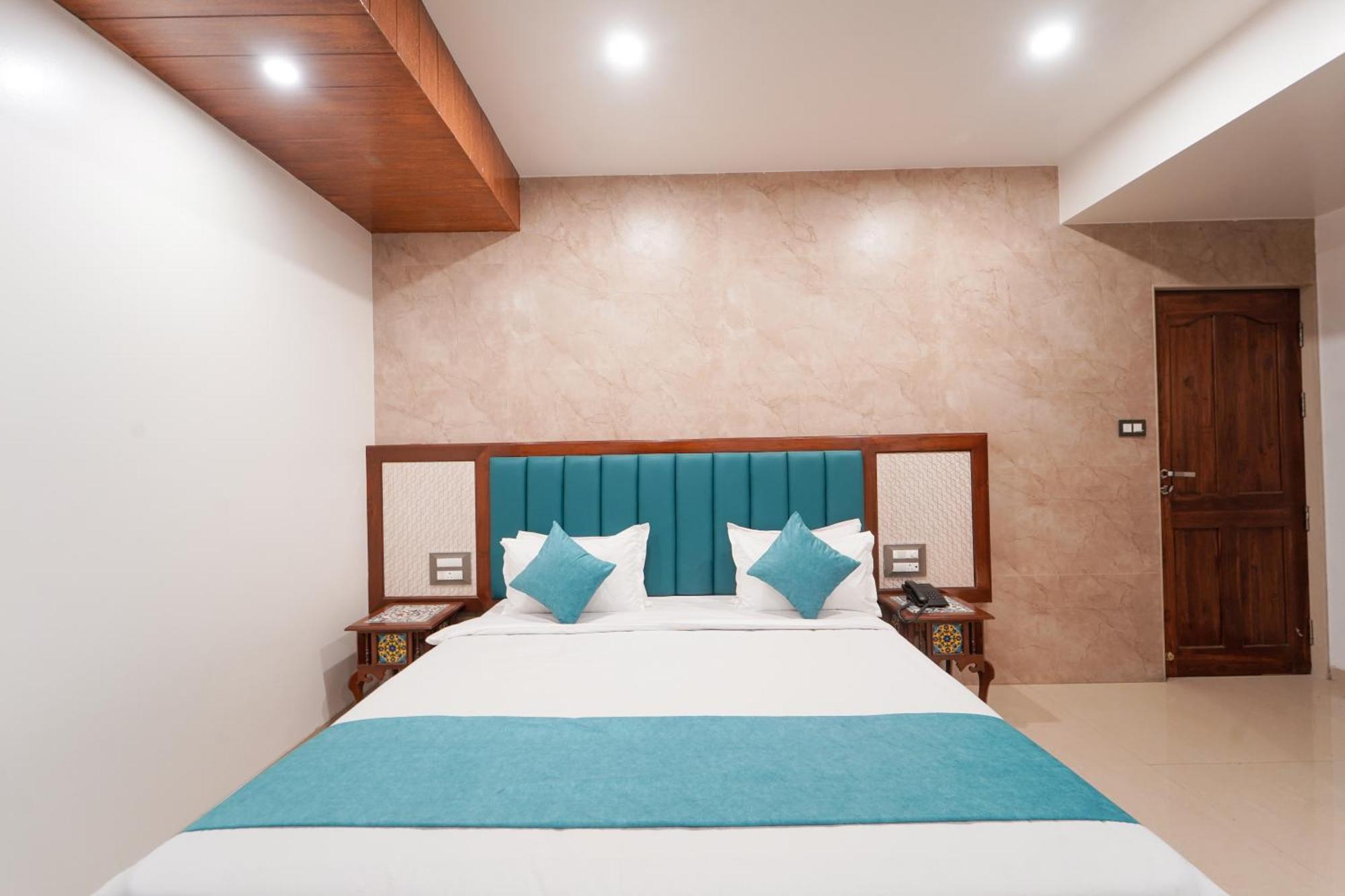 Hotel Bright Star Mahābaleshwar Zewnętrze zdjęcie