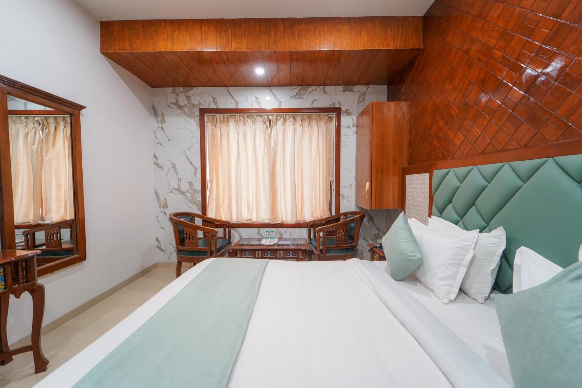 Hotel Bright Star Mahābaleshwar Zewnętrze zdjęcie