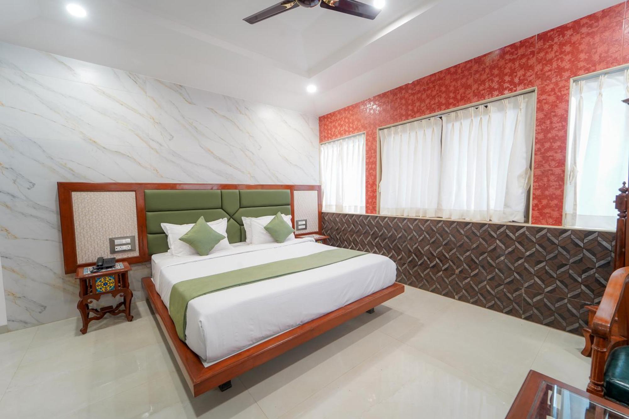 Hotel Bright Star Mahābaleshwar Zewnętrze zdjęcie
